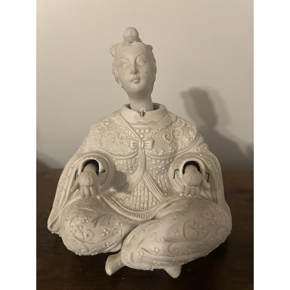 Vintage Ardalt Japan Bisque Porcelain Nodder Chinese Ball Juggler Woman 7110